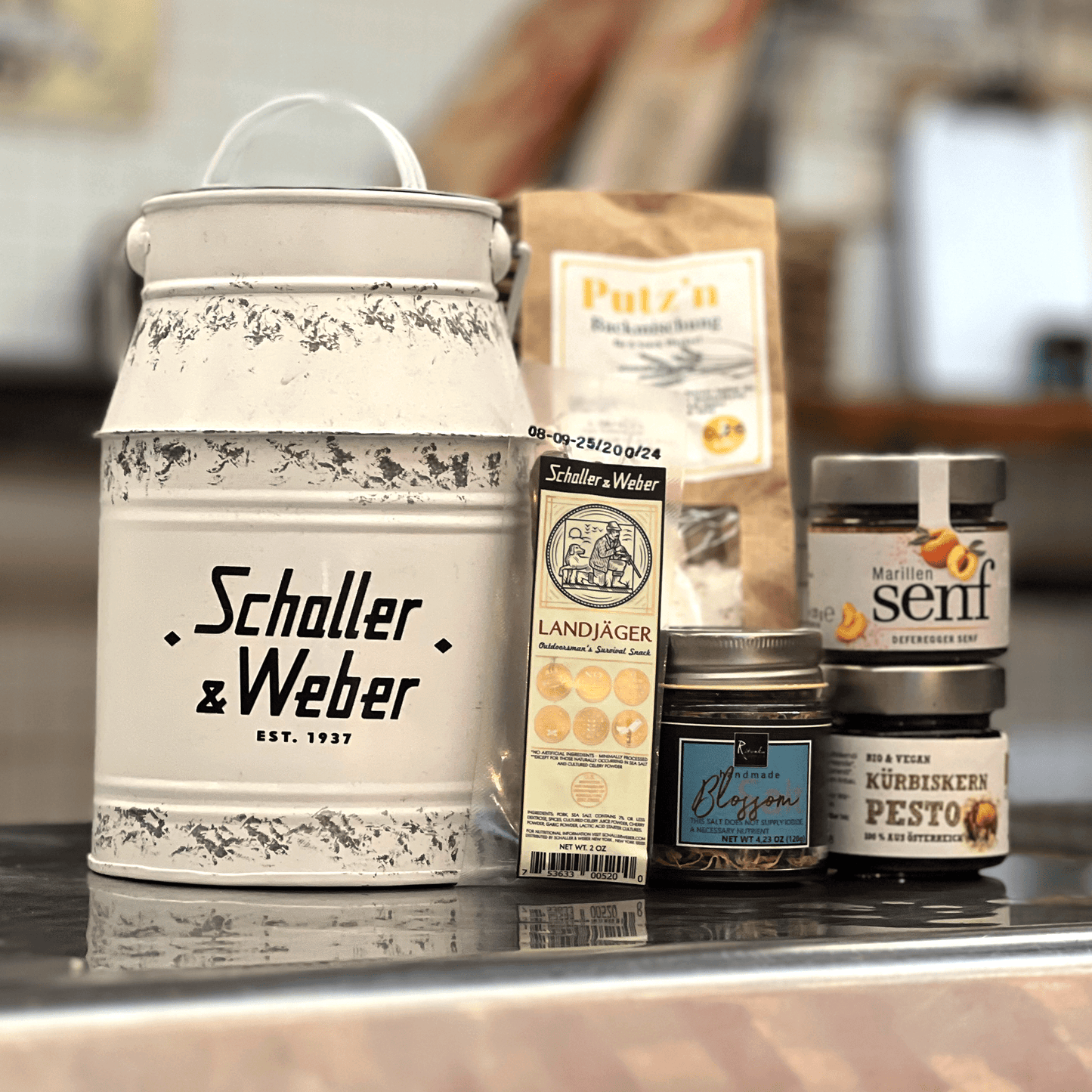 Alpengluck German Gift Tin - Schaller & Weber